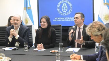 El Gobierno continúa con los cambios para las universidades y modificó el régimen de contratación imagen-4