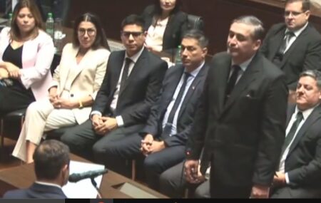 Asumió Javier Mela en la banca que ocupaba el expulsado Germán Kizcka Asumió Javier Mela en la banca que ocupaba el expulsado Germán Kizcka imagen-5