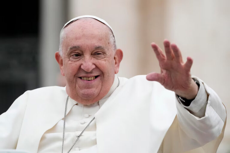 El Papa cumple 88 años con la agenda llena por el Jubileo y nuevos planes de viaje imagen-20