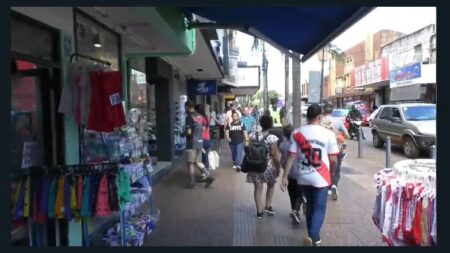 Mega Black Friday en Posadas: Expectativa y preparativos para Navidad imagen-4