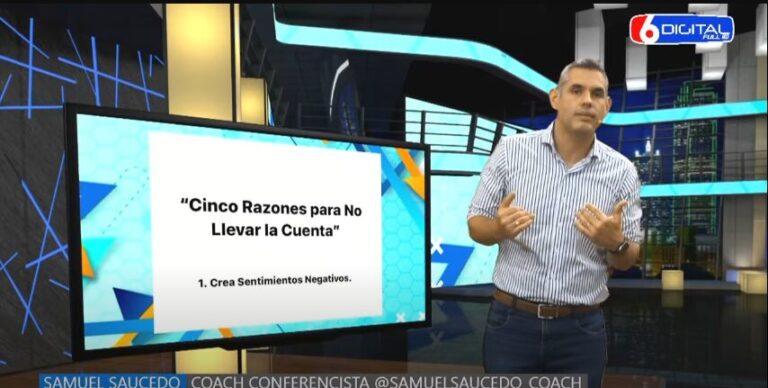 "No es recomendable llevar la cuenta de las acciones que realizamos por los demás porque trae conflictos y malos sentimientos" destacó Saucedo  imagen-43