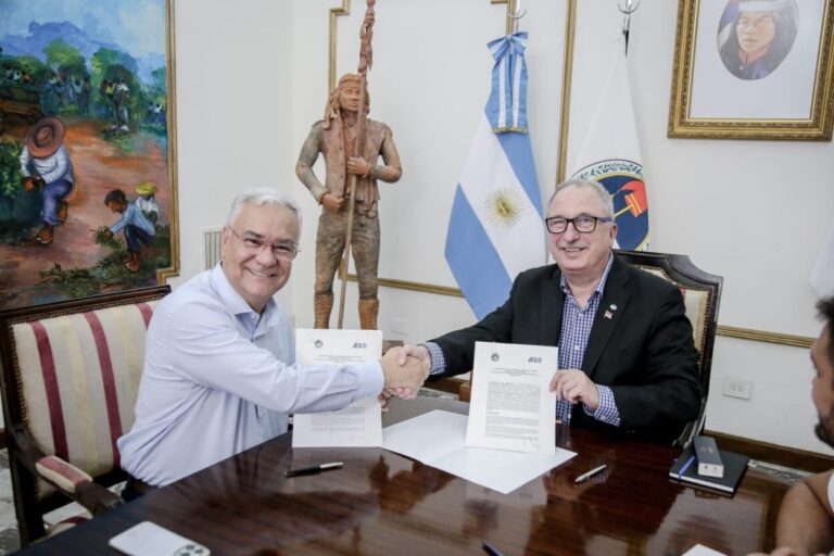 Passalacqua firmó un convenio marco de cooperación con el IIca para trabajar por el desarrollo y fortalecimiento del sector agropecuario imagen-30