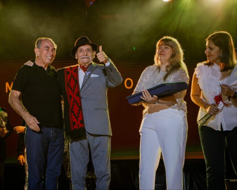 Festival del Litoral: Chango Spasiuk deslumbró con su chamamé ‘Taco y suela’ y Ramón Méndez se alzó con el Mensú de Oro imagen-17