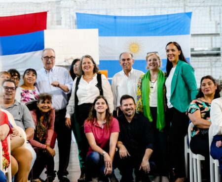 Emotivo cierre del ciclo lectivo de la Universidad Popular Misiones Emotivo cierre del ciclo lectivo de la Universidad Popular Misiones imagen-10