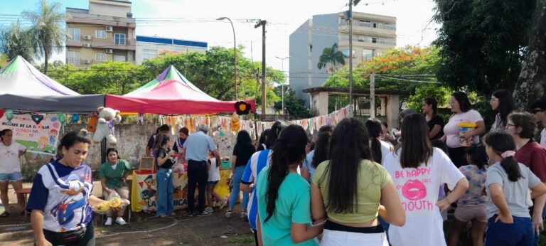 La Clínica del Juguete llevó regalos al Hogar de Niñas Santa Teresita imagen-15