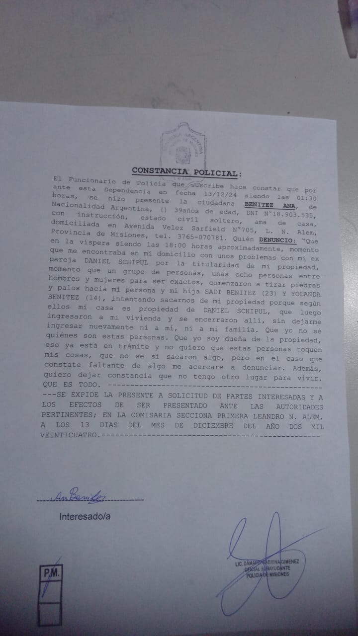 Una mujer y su familia viven un infierno ante el asedio y robo del que son víctimas, por parte de unas 25 personas comandadas por su ex pareja imagen-18