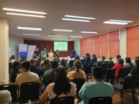 Profesionales y operadores comunitarios de Desarrollo Social se capacitaron en el abordaje integral del suicidio imagen-5