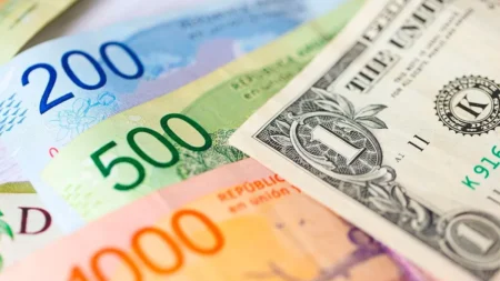 Dólar tarjeta: desde este lunes costará $1358 por la eliminación del impuesto Pais imagen-10