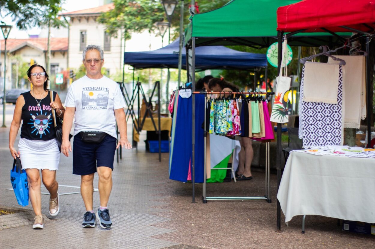 El Paseo Comercial de la Plaza San Martín: una oportunidad para el crecimiento emprendedor en Posadas imagen-2