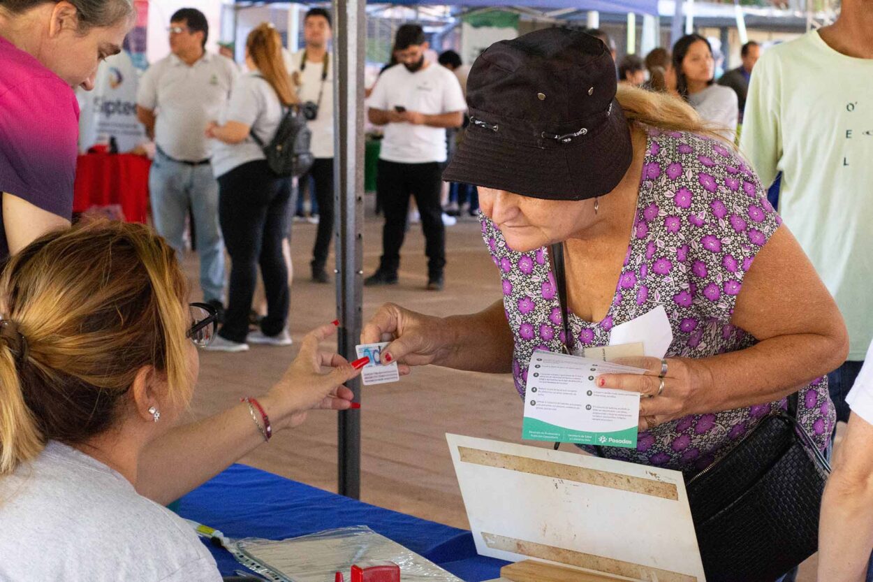 Stelatto y Romero Spinelli acompañaron el primer Operativo Integral de Salud del año imagen-6