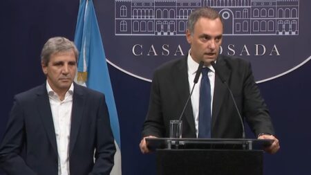 El Gobierno anunció que bajará las retenciones al campo y que se eliminarán para las economías regionales imagen-5