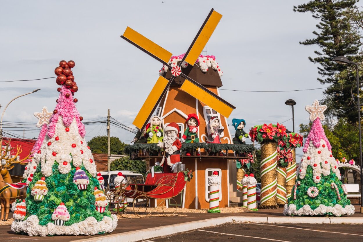 Alem recibe a los Reyes y cierra su programa para esta edición de la Fiesta Nacional de la Navidad imagen-10