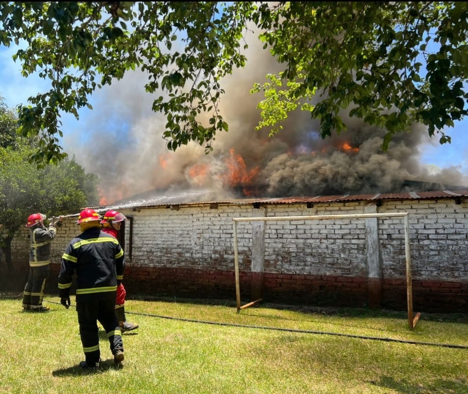 Oberá: Una mujer sufrió graves lesiones en el incendio de su propiedad imagen-4