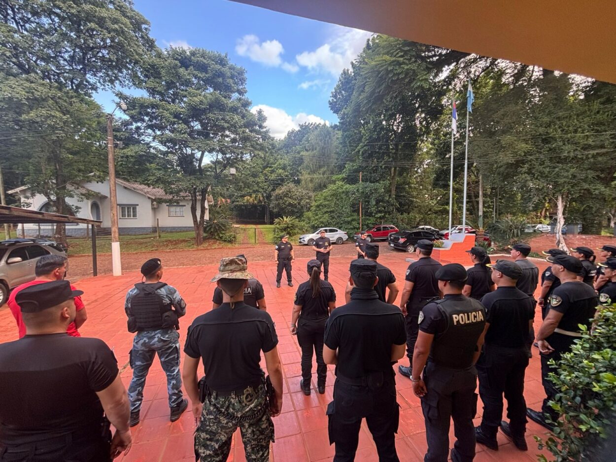 La Jefatura de Policía dispuso la Intervención de la Unidad Regional III de Eldorado imagen-4