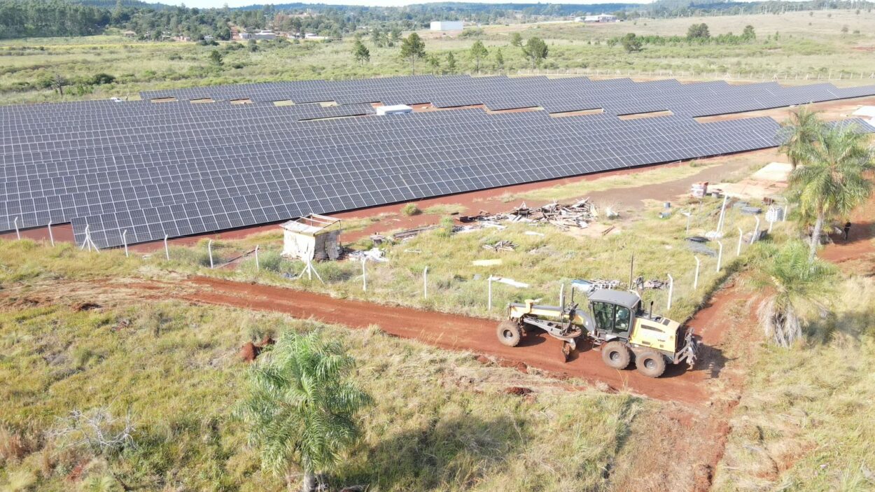 Emergencia ígnea provincial: organismos accionan en conjunto para proteger infraestructura eléctrica estratégica imagen-8