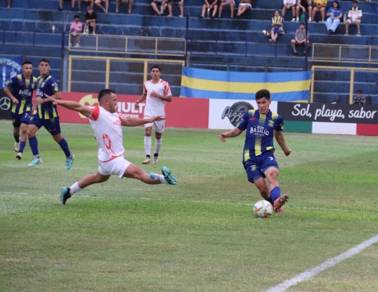 Fútbol: Mitre jugará el domingo la final de ida imagen-19