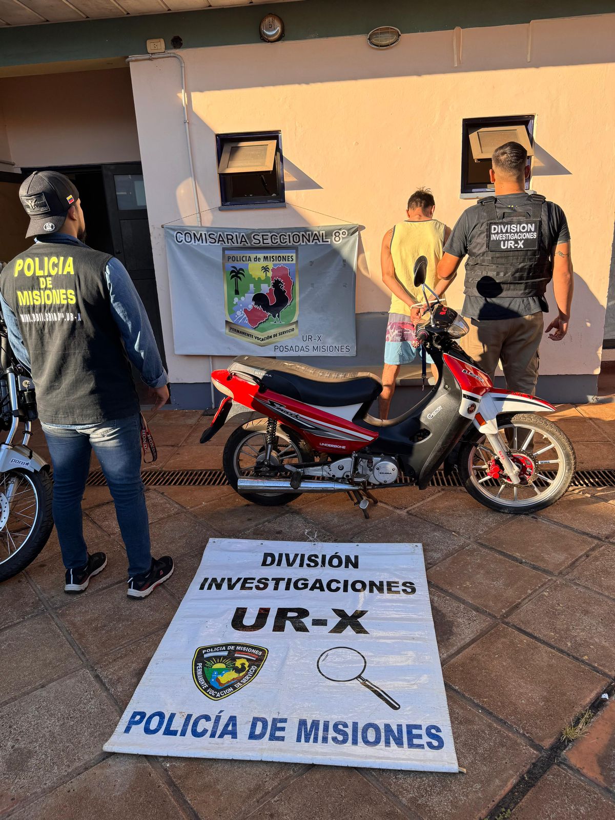 Capturaron a un hombre por robos bajo la modalidad barretero y le secuestraron una moto imagen-9