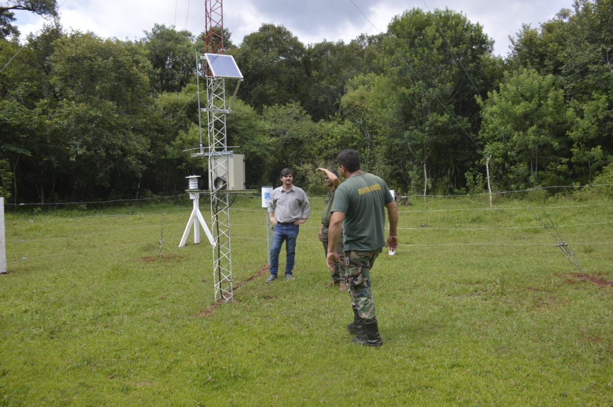 Completaron la instalación de la estación meteorológica en Comandante Andresito imagen-2