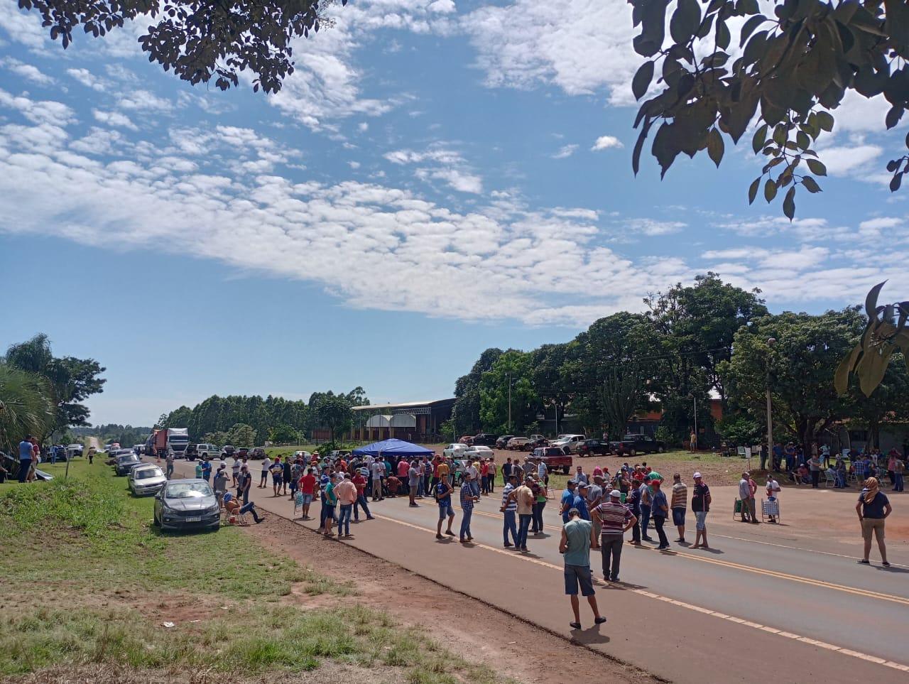 Alem: Tabacaleros levantaron el corte de la ruta 14 tras la intervención del Ministerio de Agro imagen-8