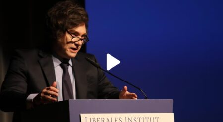 Javier Milei aseguró que levantará el cepo cambiario este año: “Esto no es populismo, es economía de verdad” imagen-6