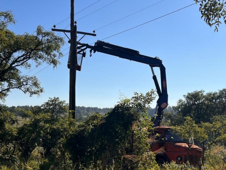 Energía eléctrica: avance clave en la remodelación de línea "Teyú Cuaré" para potenciar el turismo en Misiones imagen-11