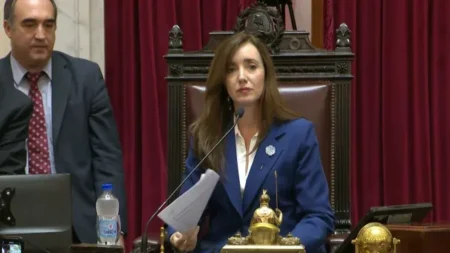 Senado: tras las presiones de Nación, Victoria Villarruel definió el congelamiento de los salarios imagen-2