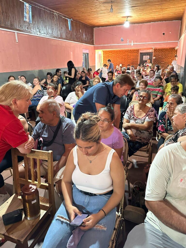 Más de 700 vecinos de Garupá recibieron atenciones gratuitas en el Operativo Integral del PAS imagen-11