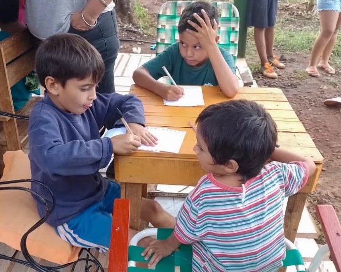 El Movimiento Evita comenzó con clases de apoyo escolar en barrios populares y en Hogar de Día de Posadas imagen-12