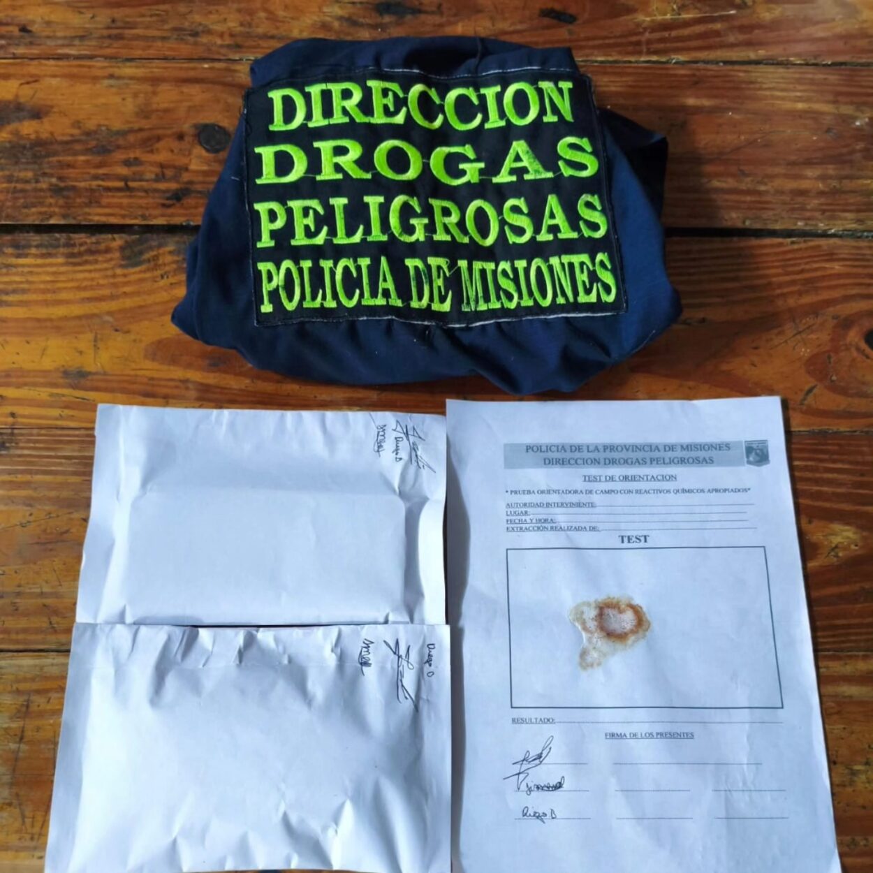 Investigaciones y patrullajes policiales permitieron recuperar objetos robados, secuestrar droga y detener a cinco personas imagen-10