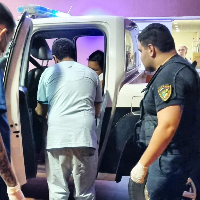 Policías asistieron a una mujer en trabajo de parto a dar a luz en su vivienda de Itaembé Guazú imagen-28