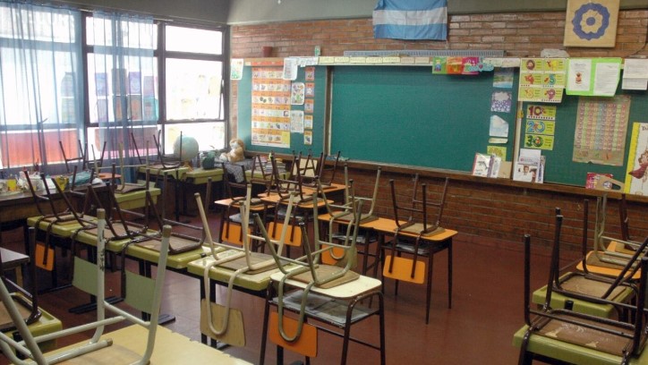 Se complica el inicio de clases en 13 provincias por un paro docente convocado por gremios de la CGT imagen-10