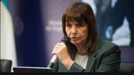 Patricia Bullrich anunció que darán de baja los permisos para cultivar marihuana con fines medicinales imagen-3