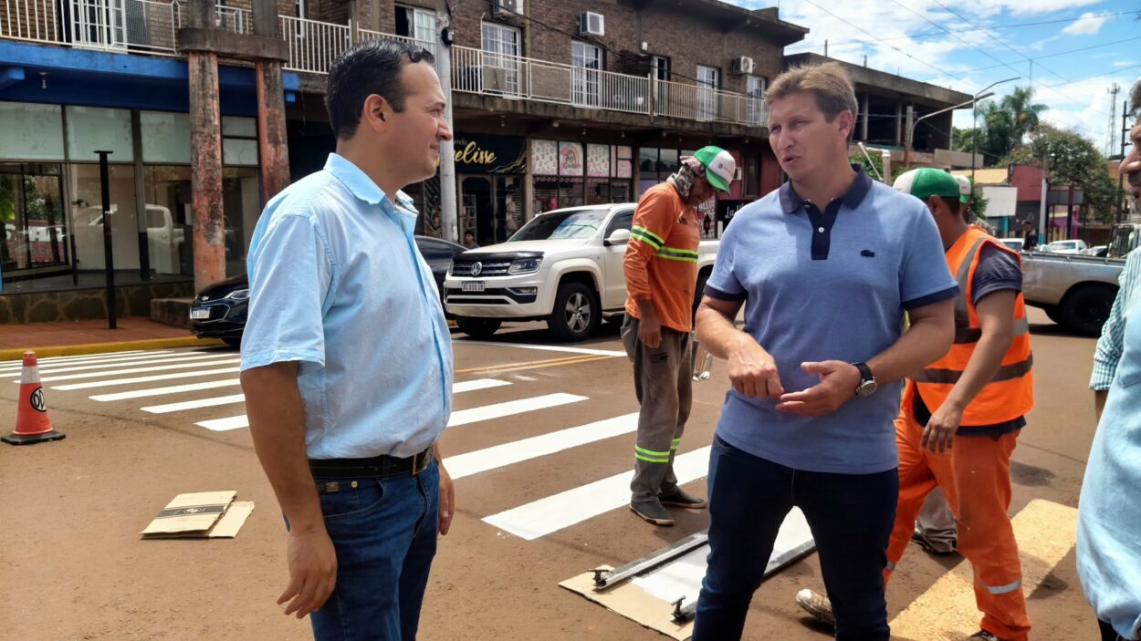 Macias: “Con 4.000 Esquinas aportamos a la seguridad vial en decenas de pueblos y ciudades” imagen-8