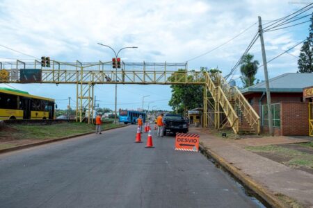 Posadas: optimizan el puente peatonal de Travesía Urbana en la zona de El Zaimán imagen-4