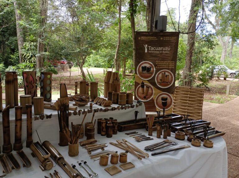 Feria permanente de artesanías en el Parque Temático de la Cruz Feria permanente de artesanías en el Parque Temático de la Cruz imagen-22