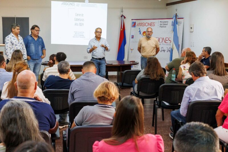 Trabajan en las estrategias para alcanzar mayor cobertura de vacunación en el 2025 imagen-3