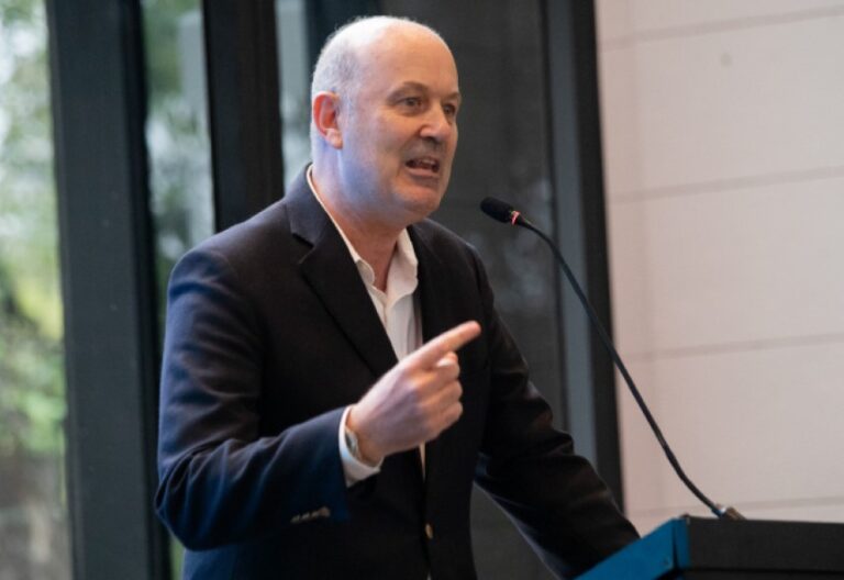 El ministro Sturzenegger llamó a las Provincias a bajar el gasto para eliminar impuestos imagen-35