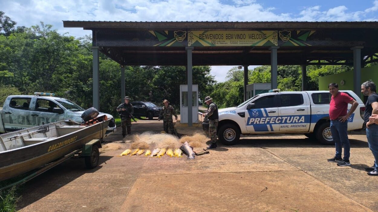 Operativo exitoso en el Parque Provincial Moconá: decomiso de redes de pesca y arma de fuego imagen-2