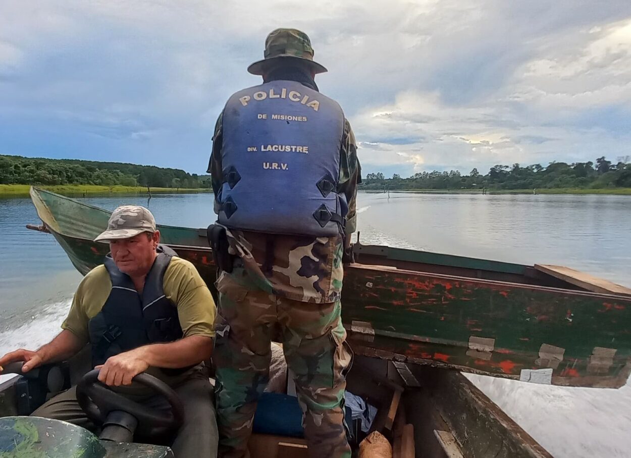 Exitoso operativo contra la pesca furtiva en el Lago Urugua-í: decomisan redes y embarcación imagen-3