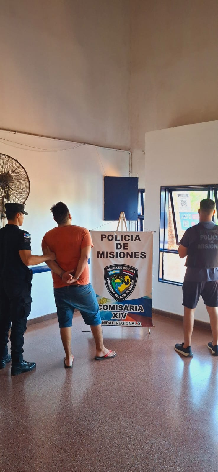 Policías allanaron la vivienda de un hombre que amenazó a su ex: Secuestraron marihuana y elementos robados imagen-4