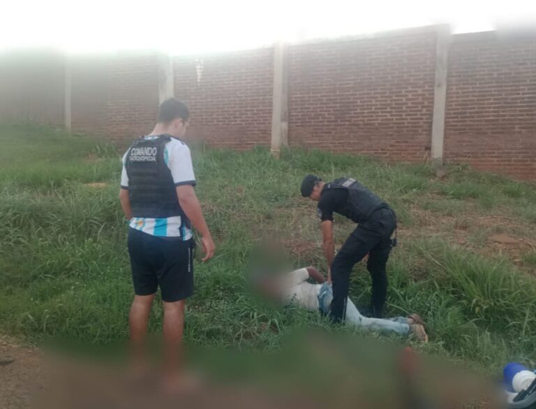 Arrestaron a un exhibicionista frente a un local comercial en Posadas imagen-41