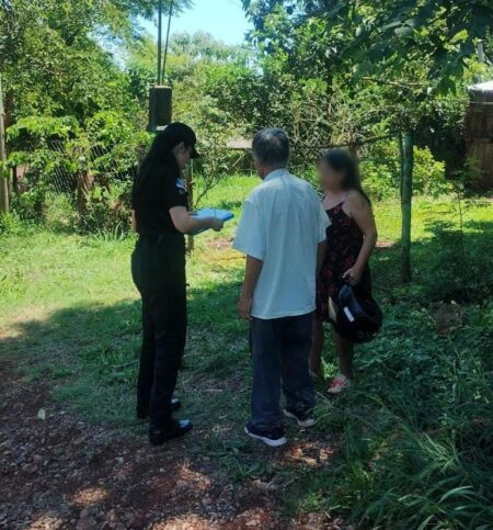 Abuelo desorientado fue resguardado por la policía que lo llevó con su familia imagen-25