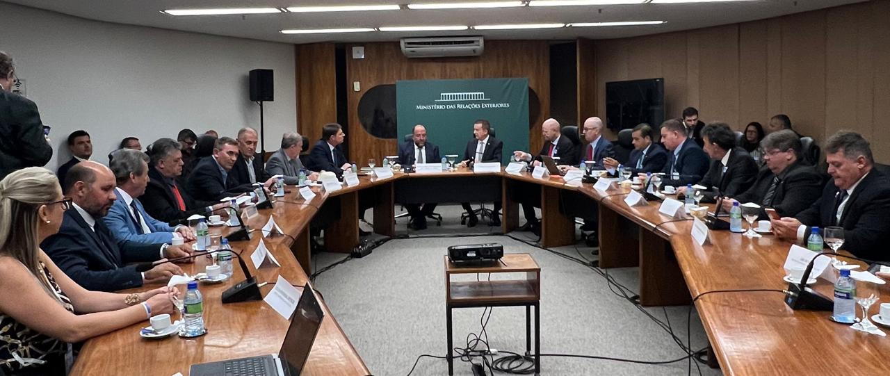 Reunión en Brasilia para avanzar con el proyecto de construcción del puente entre El Soberbio - Tiradentes Do Sul imagen-10