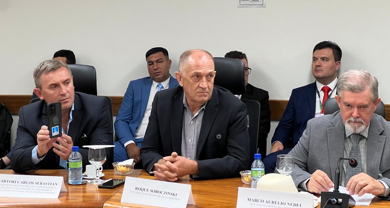 Reunión en Brasilia para avanzar con el proyecto de construcción del puente entre El Soberbio - Tiradentes Do Sul imagen-8