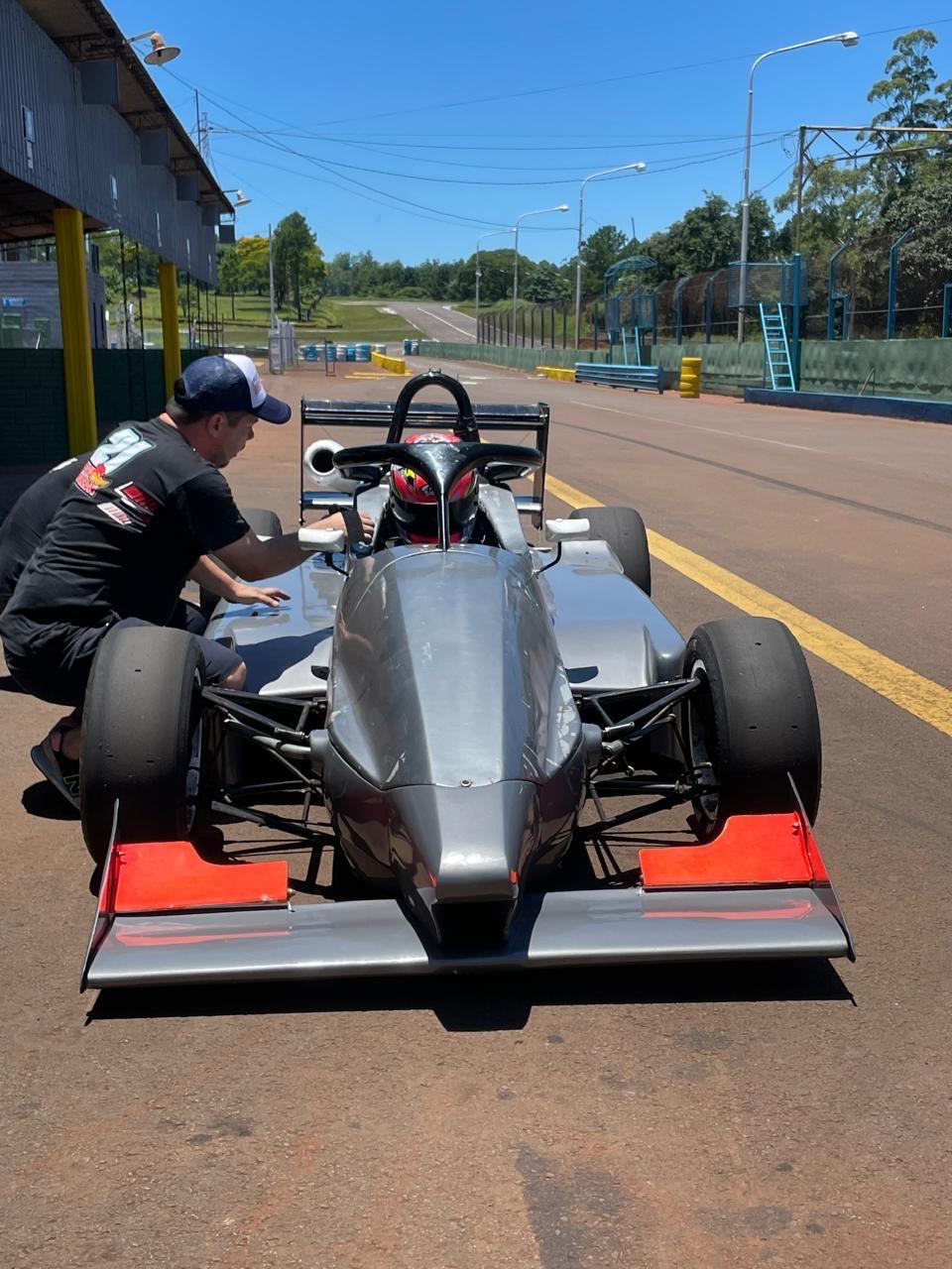 Automovilismo: Renato Longarzo Skanata correrá la primera fecha de la Fórmula 3 Entrerriana imagen-1