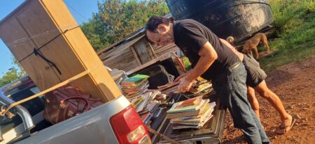 La Clínica del Juguete empezó a entregar libros y material de estudio imagen-6