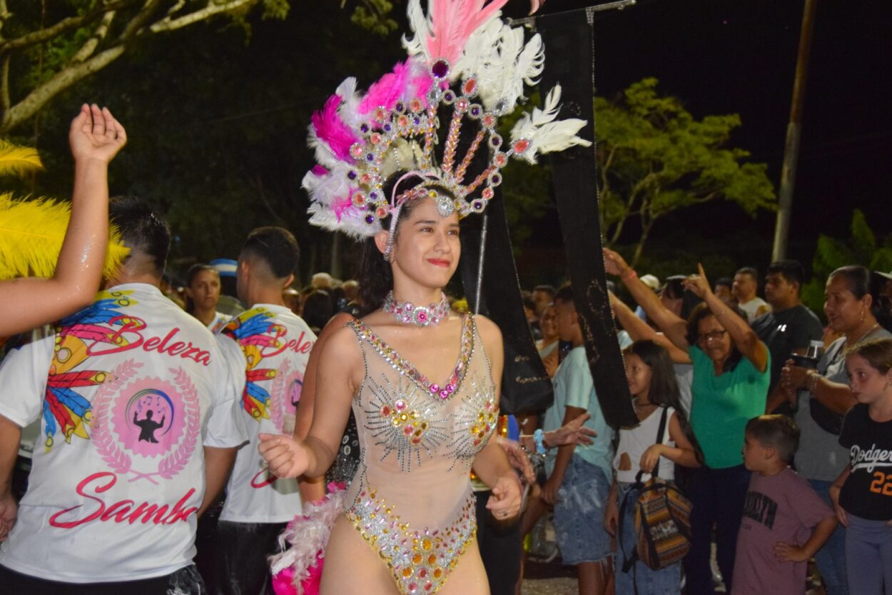 Los Carnavales Barriales posadeños convocaron a más de 10 mil personas y siguen el próximo fin de semana imagen-8