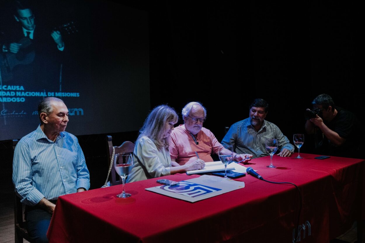 El músico y compositor Jorge Cardoso recibió el título "Dr Honoris Causa" de la Universidad Nacional de Misiones imagen-10