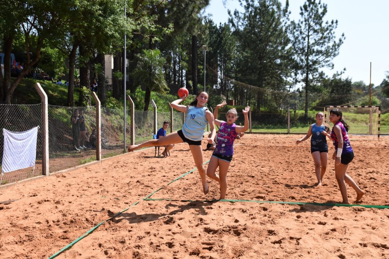 Voley de playa: Oberá recibe al Circuito Argentino imagen-2