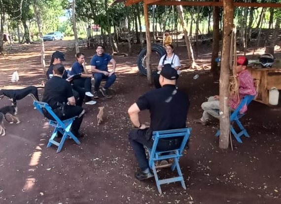 Cacique guaraní obsequió un caballo a la Policía de Misiones como símbolo de amistad imagen-4